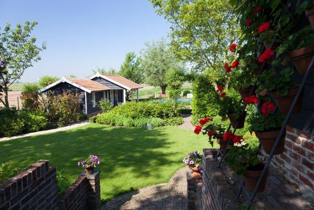 In D'Ouwe Vlaamse Schuur Bed & Breakfast Ossendrecht Bagian luar foto