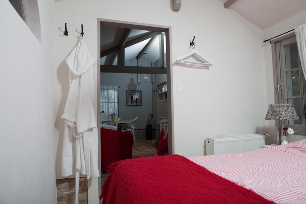 In D'Ouwe Vlaamse Schuur Bed & Breakfast Ossendrecht Bagian luar foto